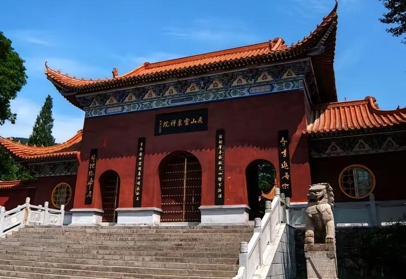 铁律：既得利益者锁死改革革新之日，便是王朝崩塌之时历史从不重复细节，却反复印