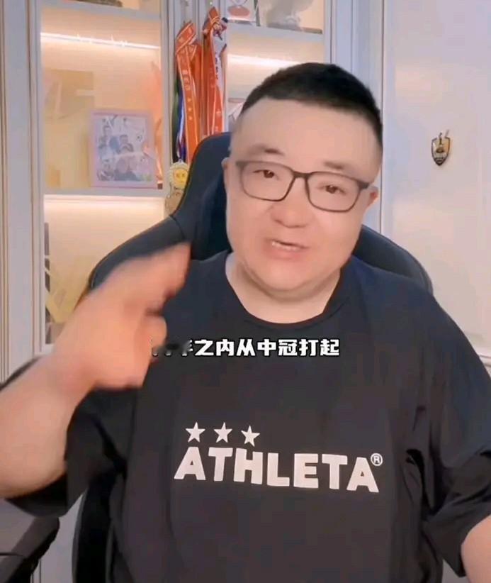 在日韩球员遍布欧洲,王钰栋们走出去还没有眉目的时候,董路要反其道而行之,把好不容