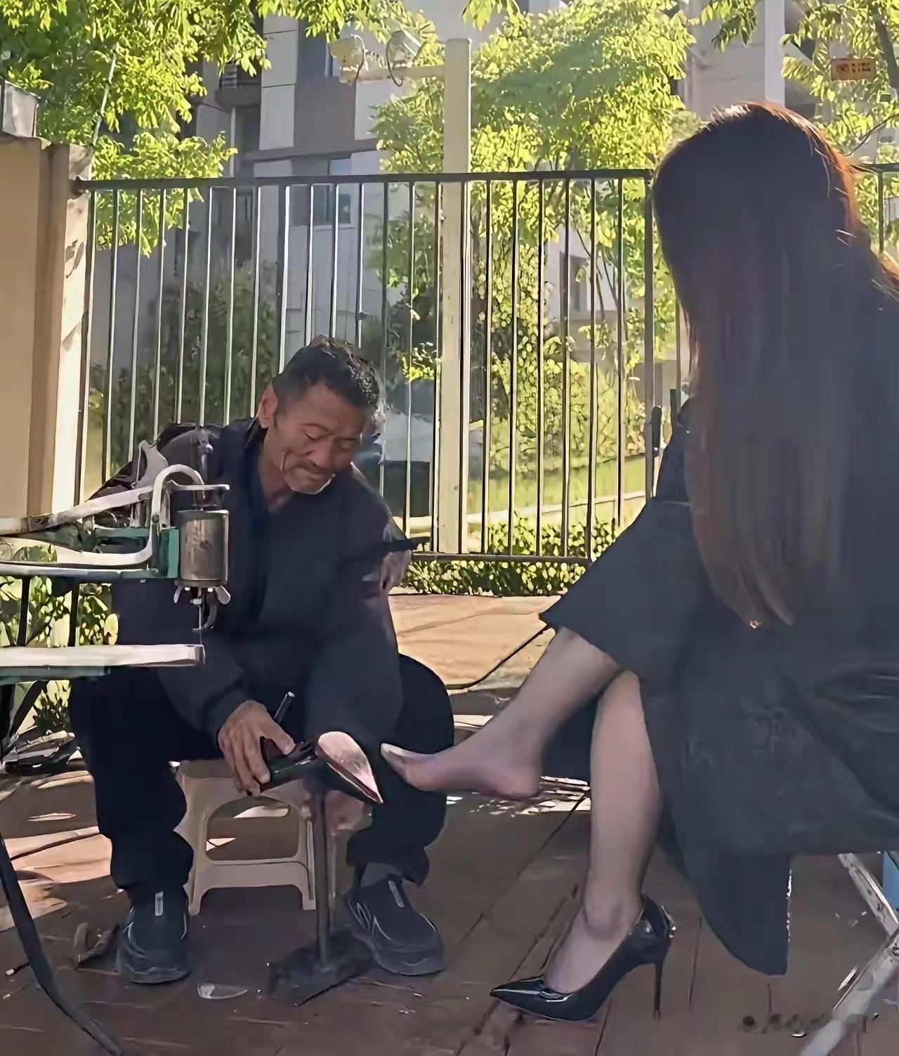 现在还有人修高跟鞋吗