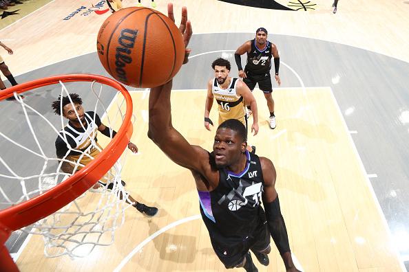 犹他爵士宣布，与穆罕默德·班巴签下第二份10天短合同。班巴在为爵士出战的两场比