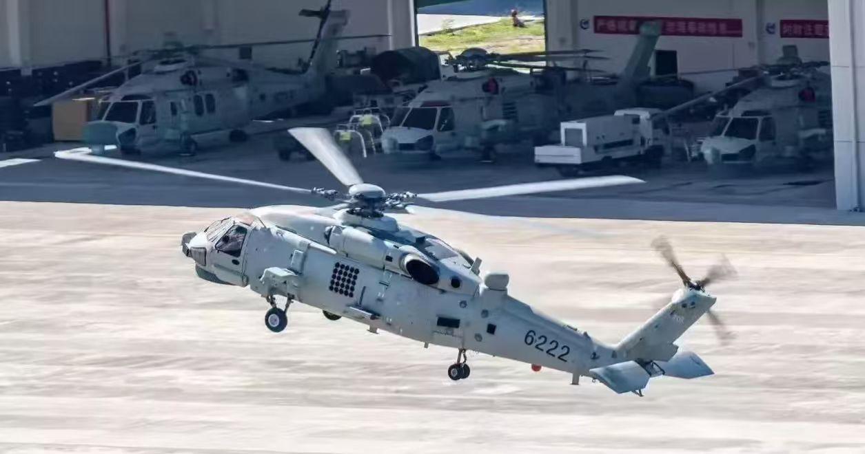 从昔日的无比弱小，发展到如今的“总吨位高达全球第二”，2026年的中国海军，还有