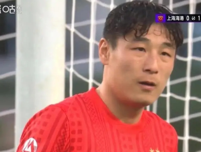 从武磊的体态看，他还没有恢复到最佳状态。超级杯武磊出场了，超出了球迷的预料，