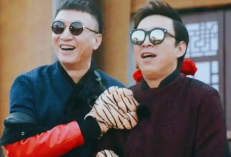 那年，孙红雷在节目中跑去质问黄渤：“我零片酬出演你的电影，为什么最后要删除我的戏