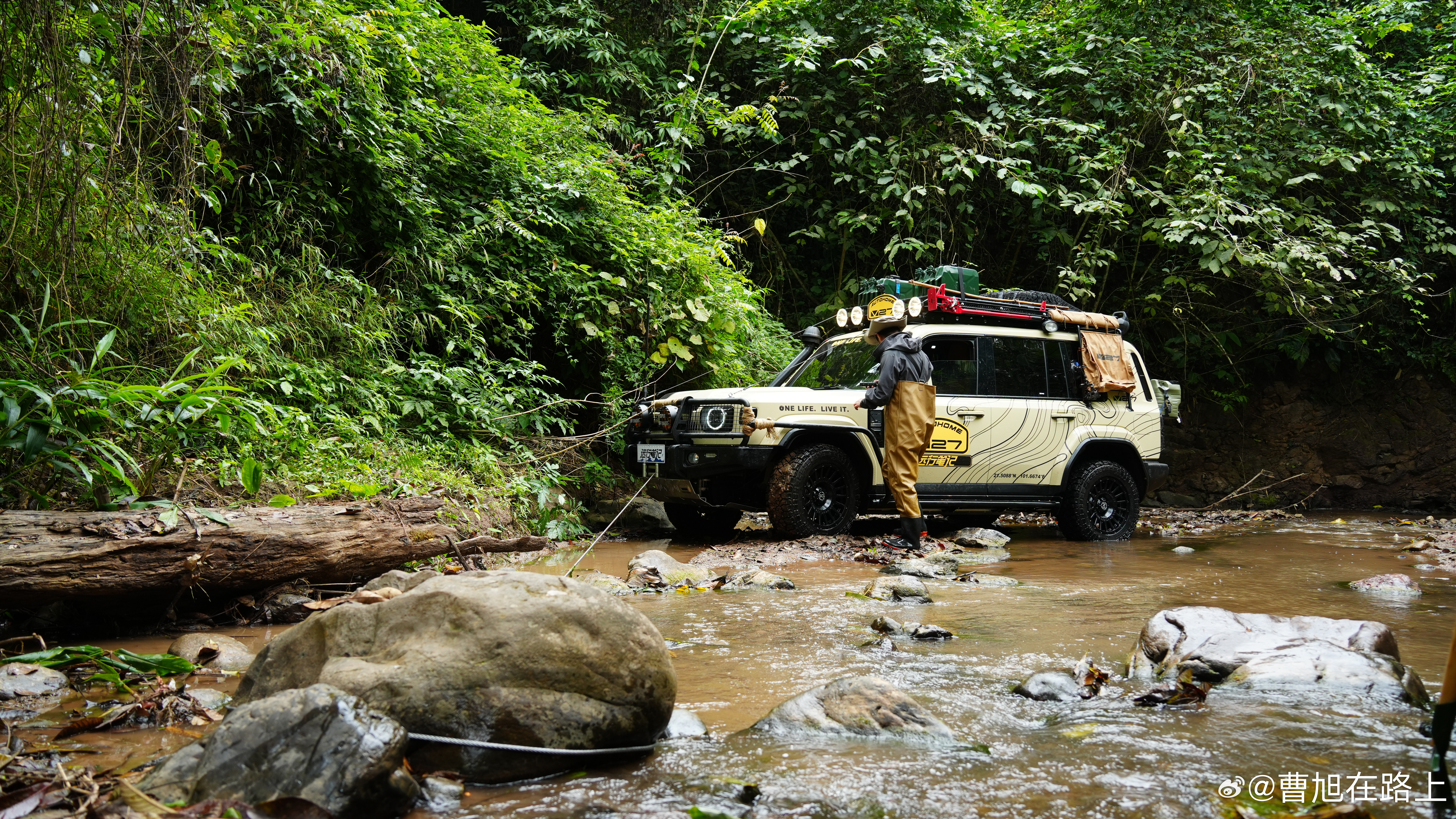 简简单单分析了一下V27市面上的竞争产品，给大家罗列一个：iCARV27主要竞