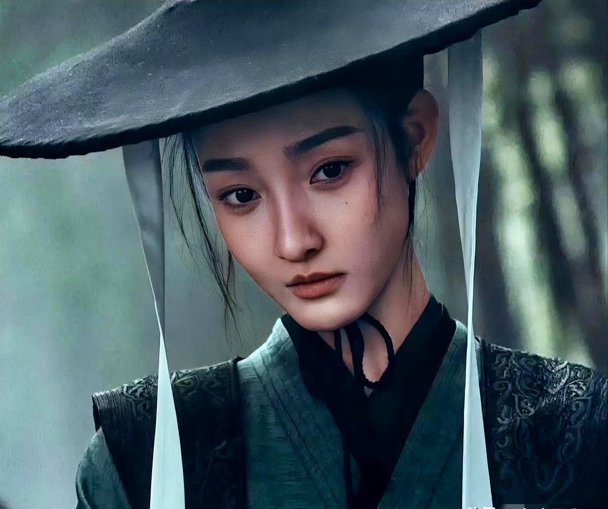 《唐朝诡事录3》第13集一播，卢凌风救李奈儿那段直接让评论区炸锅！慢镜头、对