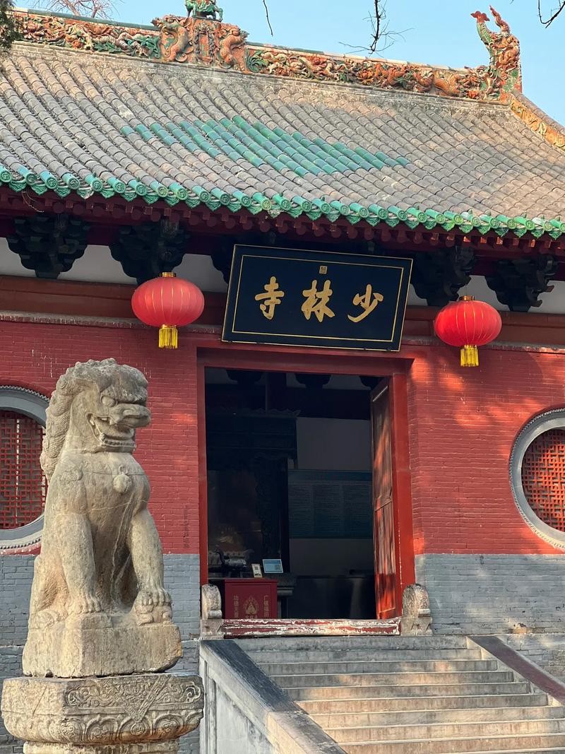 冯玉祥为何要烧少林寺？1928年，冯玉祥带兵火烧少林，屠杀武僧，大火烧了40天，