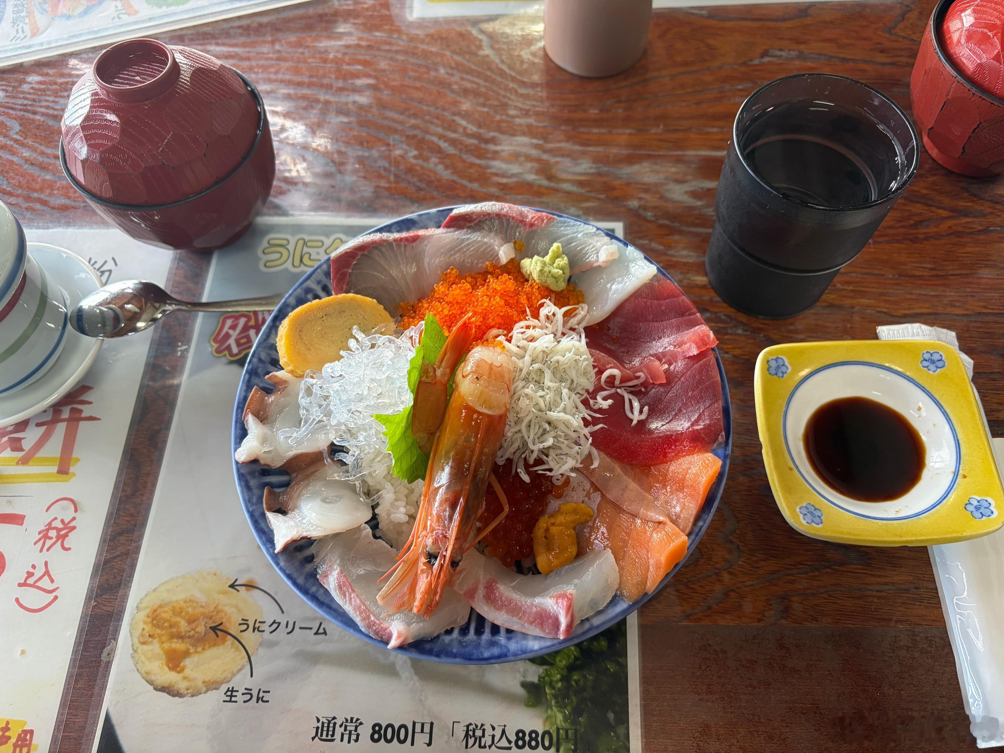 前天去吃海鲜丼了​​​