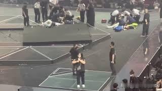 就在今日，香港媒体传来噩耗直指2022年在Mirror红馆演唱会上被大屏幕砸下