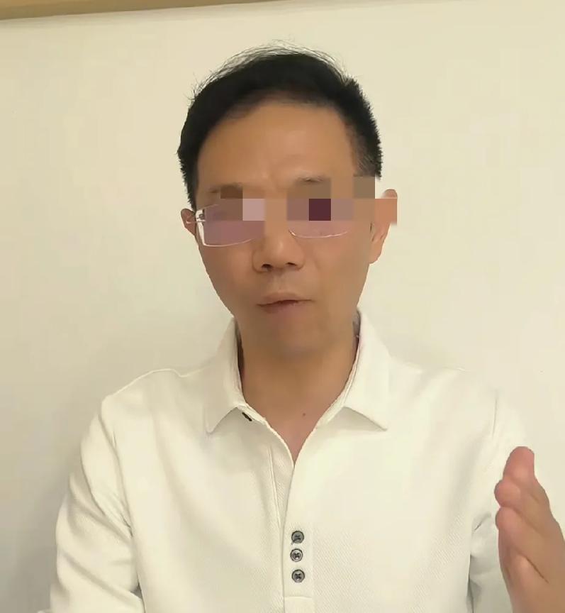 蹊跷!洋钉病了，不能上班了。五一假后，洋钉居然身体抱恙，没有上班。这边他病了