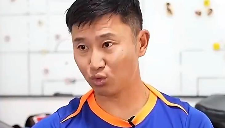 周海滨带国少U15战胜意大利，这是件好事！但因为之前赢了足球小将夺冠，导致和董