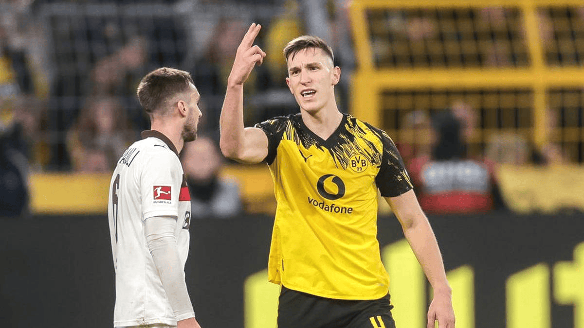 不当获利? 施洛特贝克危险铲球引争议, 专家一致认为应染红