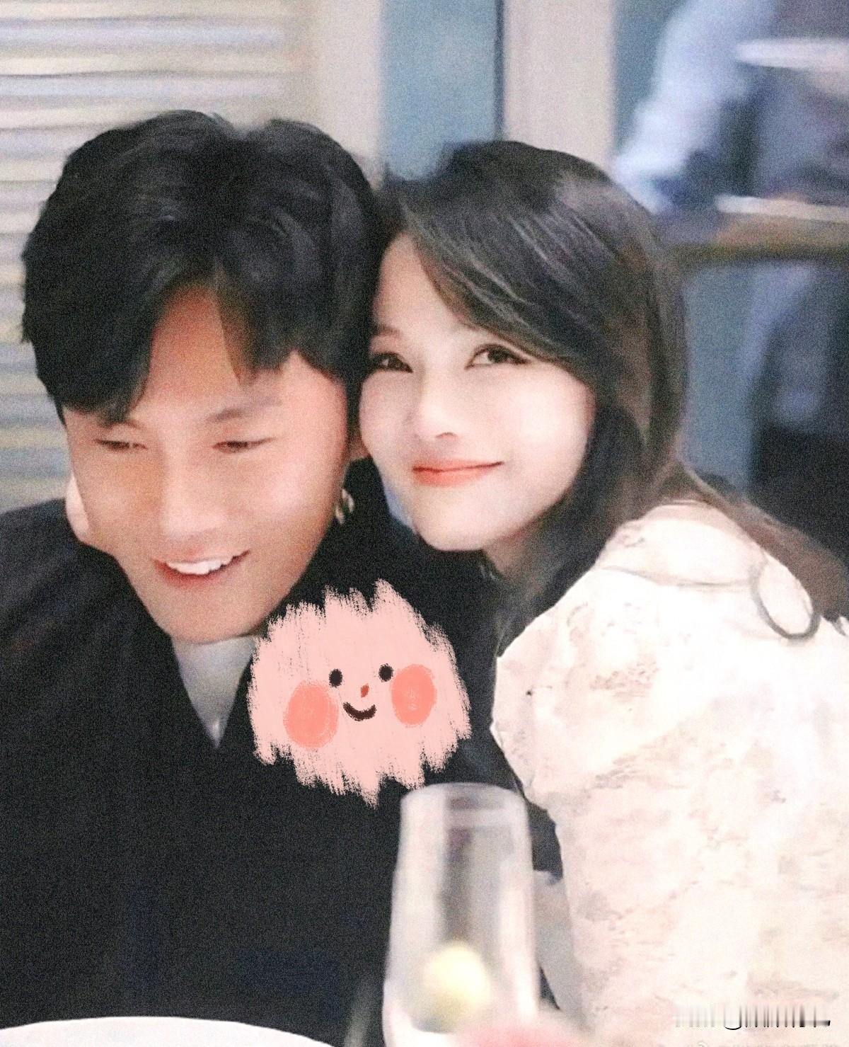 我妈说男的遇到伊能静这样的女的要躲远点，因为她有个稀罕她的老公。后来