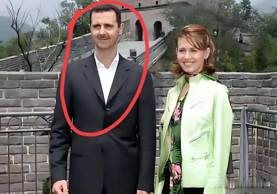 不用怀疑，阿萨德已经被抛弃了！发现没有，叙利亚前总统阿萨德，没有利用价值，已