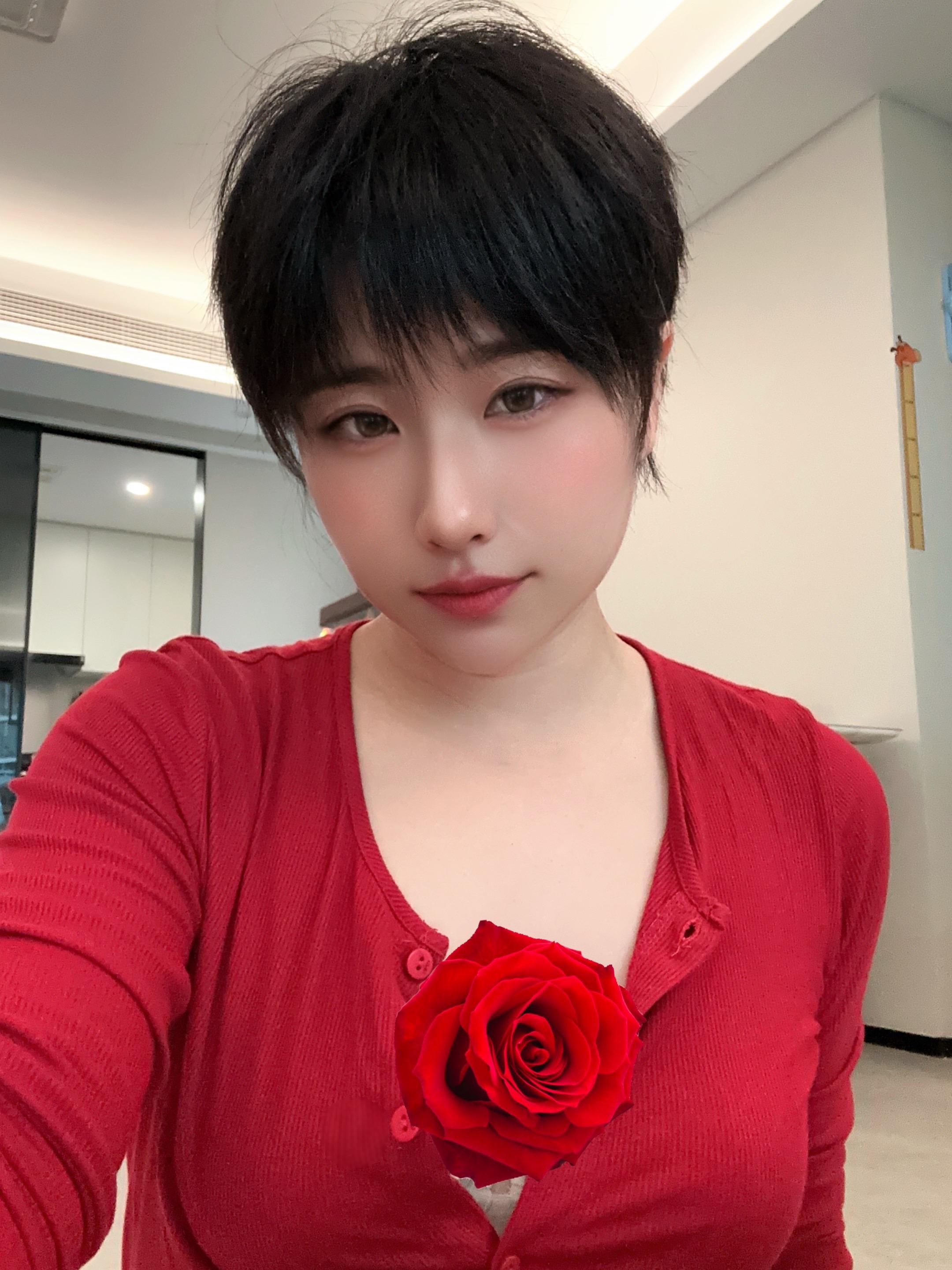 台风天 想要吹到你怀里❤️。