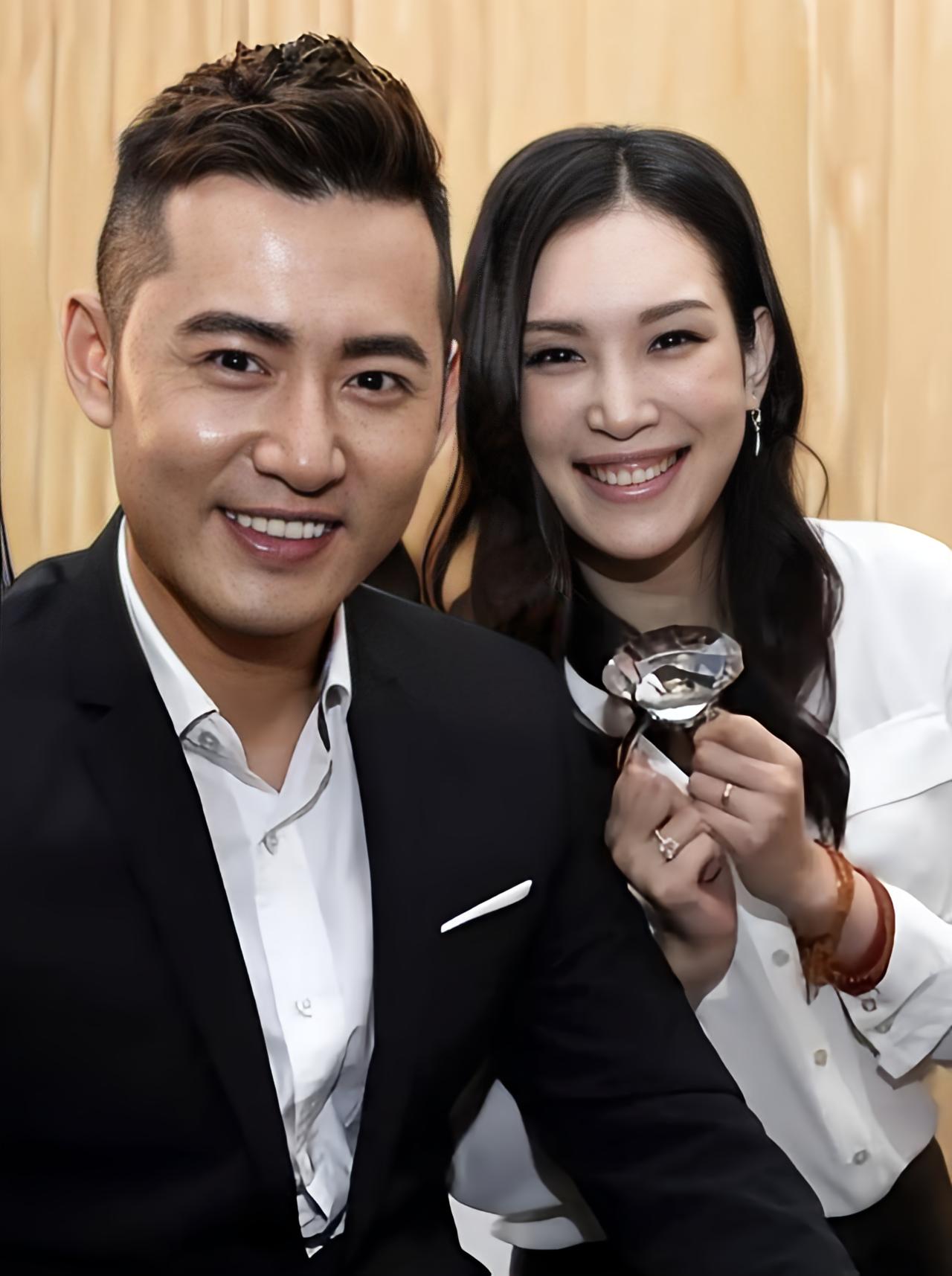 《再见爱人》15对夫妻离了11对，唯独他俩离得最甜!刚刚真和爱人“再见”的佟