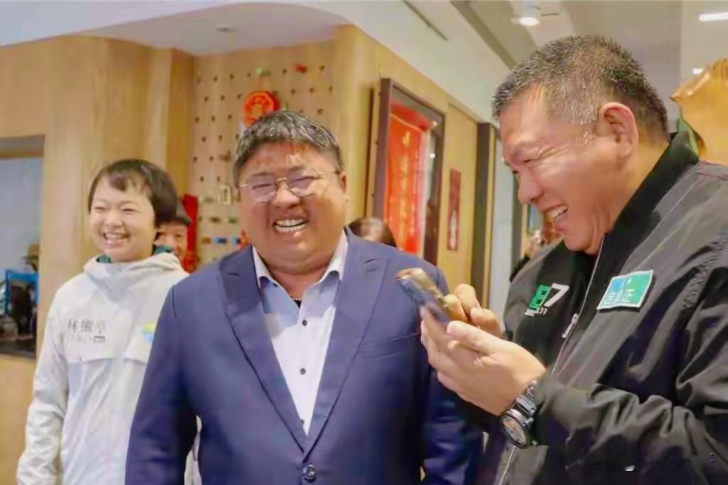 民进党在嘉义县已经稳坐25年，这次年底选举，要换人了？现在绿营确定由蔡易余出战，