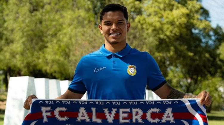 葡媒: 曼城和米兰派人考察20岁葡超中场阿莫林, 80%所有权要600万