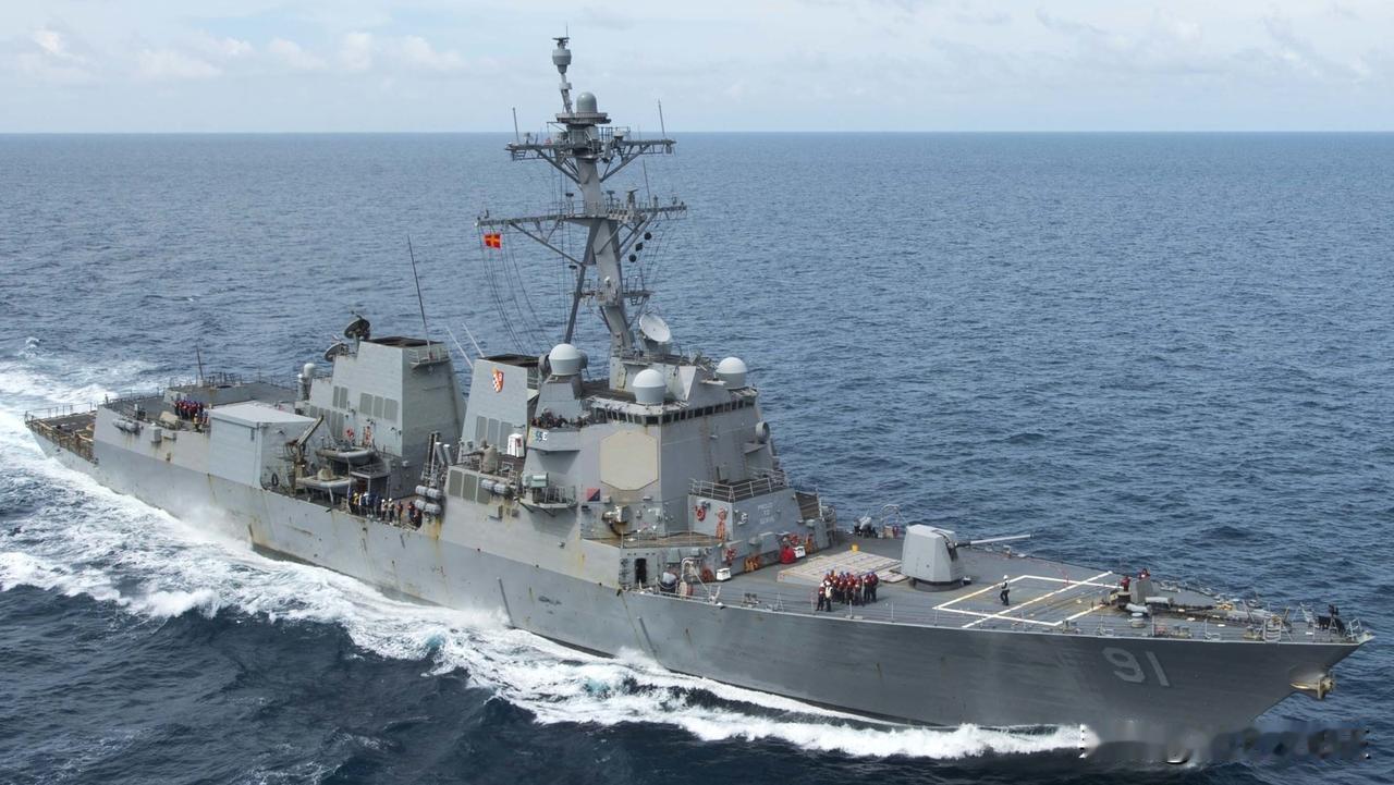 新消息，2026年4月19日，美军中央司令部突然放出一个大消息：平克尼号导弹驱