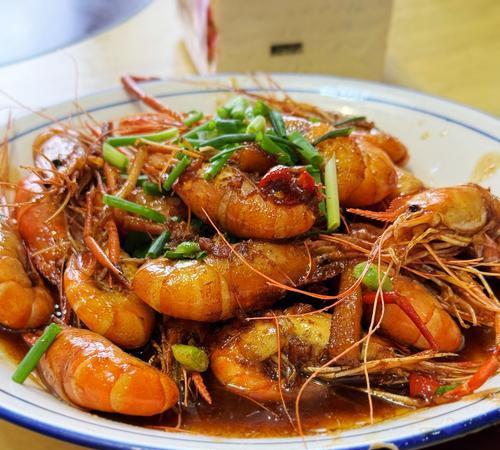 浙江省宁波市十大名菜（仅供阅读交流，不作权威排行）一、油爆虾二、红膏炝蟹