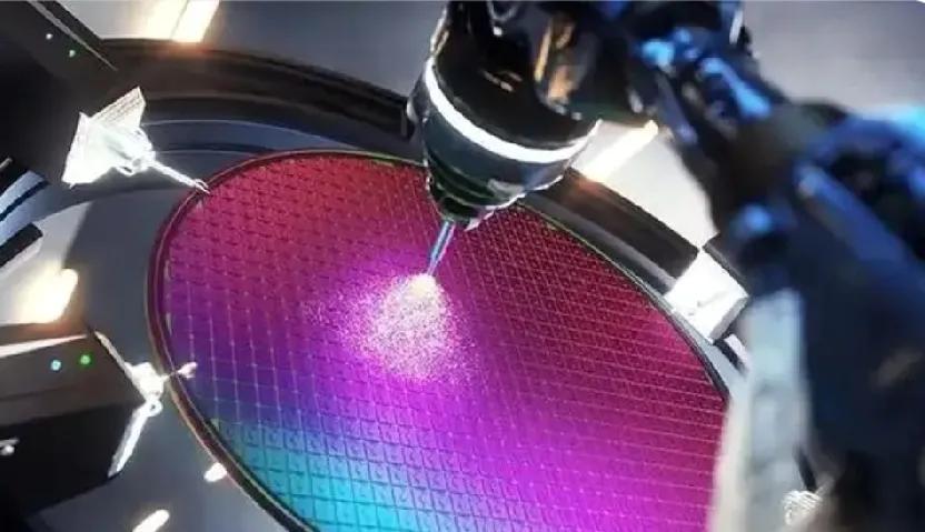 韩国看热闹不嫌事大，扬言“日本断供中国光刻胶，可以瘫痪中国半导体产业”，此言一出