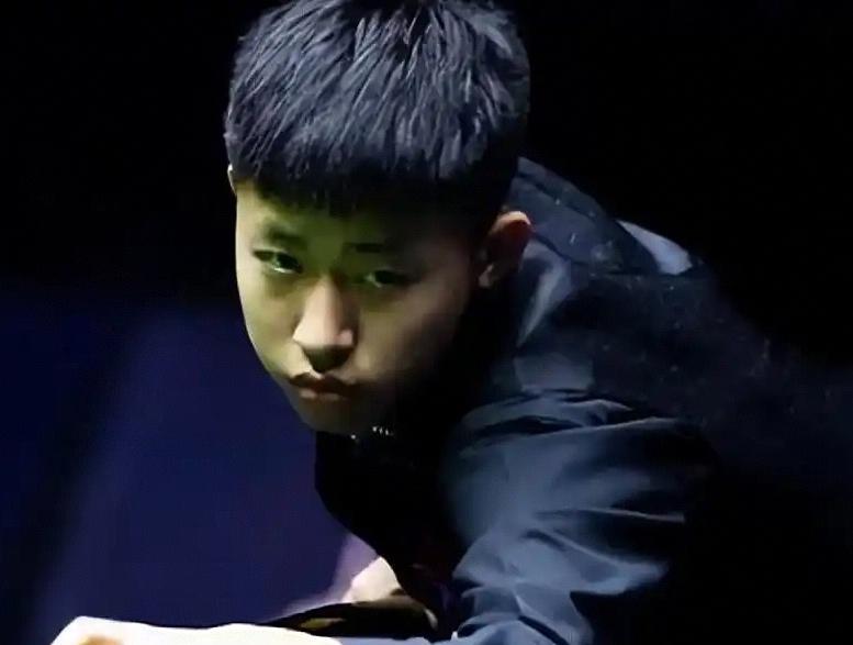 再爆大冷，2波三连鞭，黑马常冰玉6-1完胜马克·艾伦，强势进决赛！