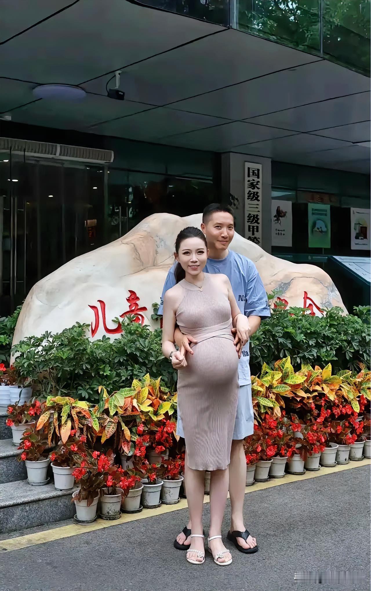 孕晚期甜蜜时光，与爱人一起迎接新生命！🌸👶🏻