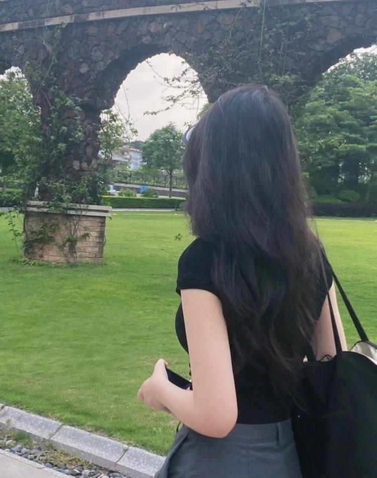 昆明｜97年舞蹈老师不想被催婚啦97年昆明舞蹈💃老师真的不想被家里催婚了…