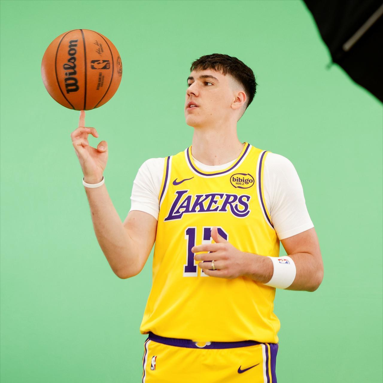 过去3场比赛，拉拉维亚数据：对阵森林狼：11中10，三分6中5，27分8篮板