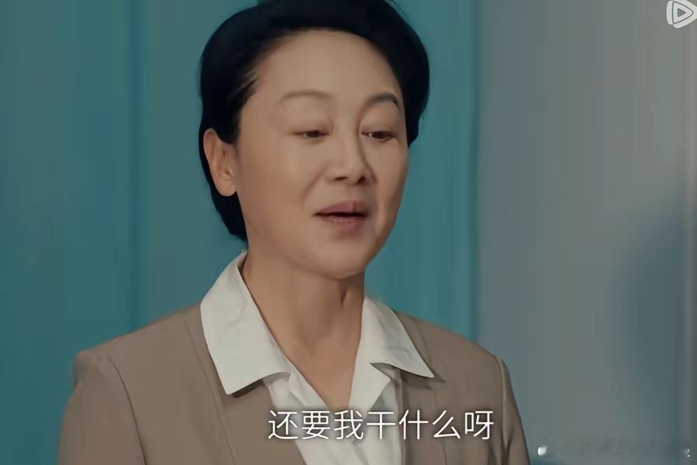 《小城大事》第23-24集预告，郑德诚为和姜医生谈合同生病住院，胆也被切了，解春