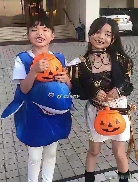 老公是有钱重要，还是颜值重要？看熊黛林两个女儿颜值你就知道了，熊黛林当年既是