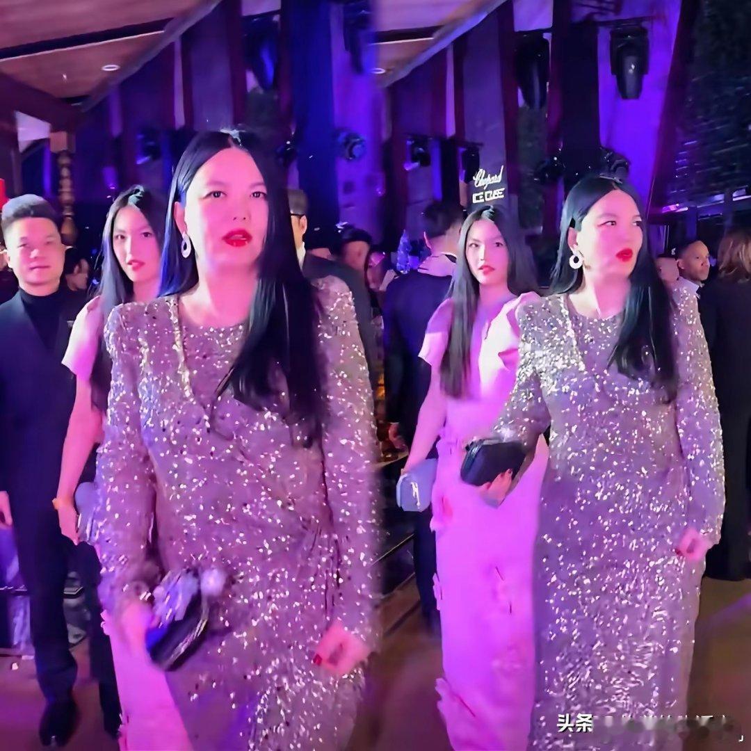 没想到三个小时就冲上了榜首！董总只看了一眼就走了！这场面简直尴尬到冰点！李湘带女