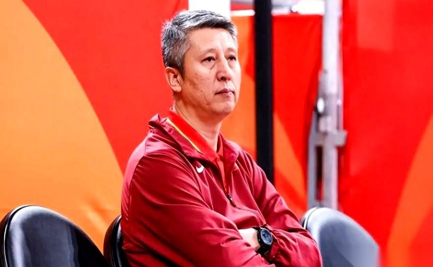 网上刚爆出一条关于中国男篮亚运会选人的内幕消息。这份名单最刺眼的，不是谁穿上了球