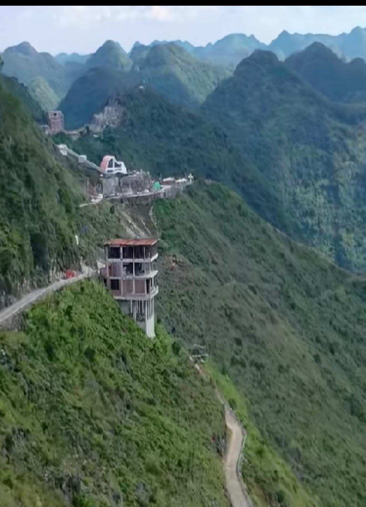 存在即是合理，这建房成本都够在平地买一套房了。放在国外你们又说是大师级作品了，主