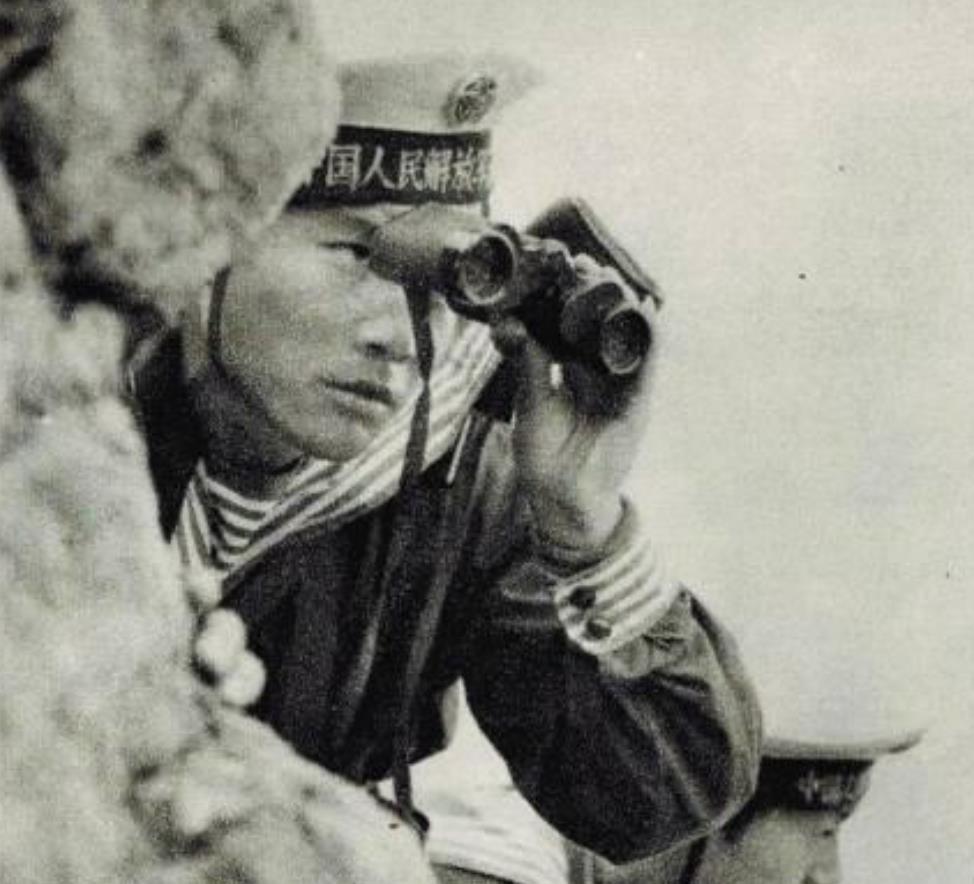 1959年，新任防长上任，许多部下是心里不服气的。后来，张爱萍上将回忆：“彭那时