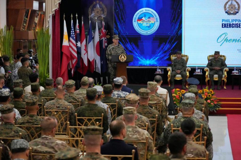 澳大利亚广播公司中文网（ABC中文网）今天（4月21日）报道："中国警告包括澳大