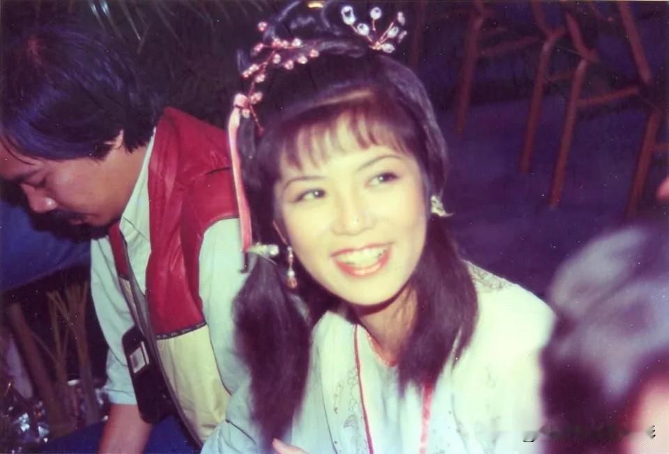 哪个黄蓉是你心中最难忘的人物呢?一看到这张脸，就懂了“俏黄蓉”的天花板是桃