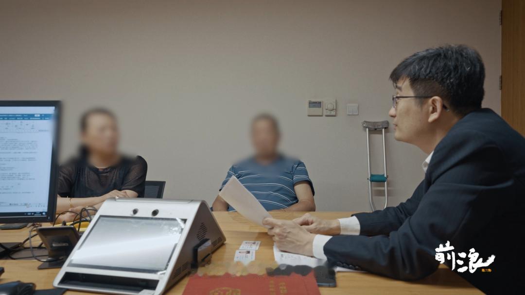 两难拉扯开了，不装了！2026年7月21日上海新闻晨报消息，当地74岁晚期胆管