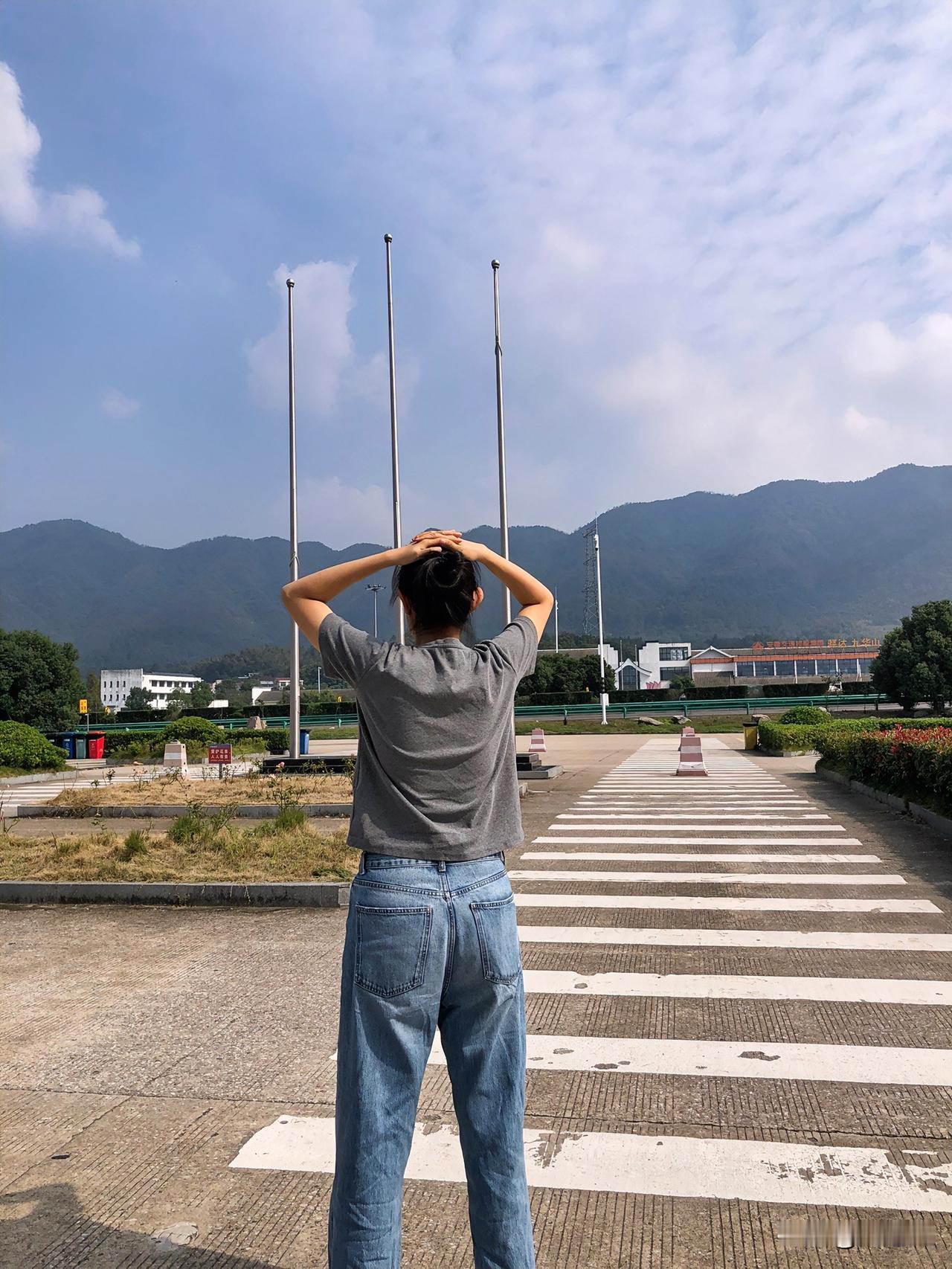 就奇了怪了，50岁的女人能不能不天天的折腾，不是今天这儿疼，就是明天那儿痒的的吗