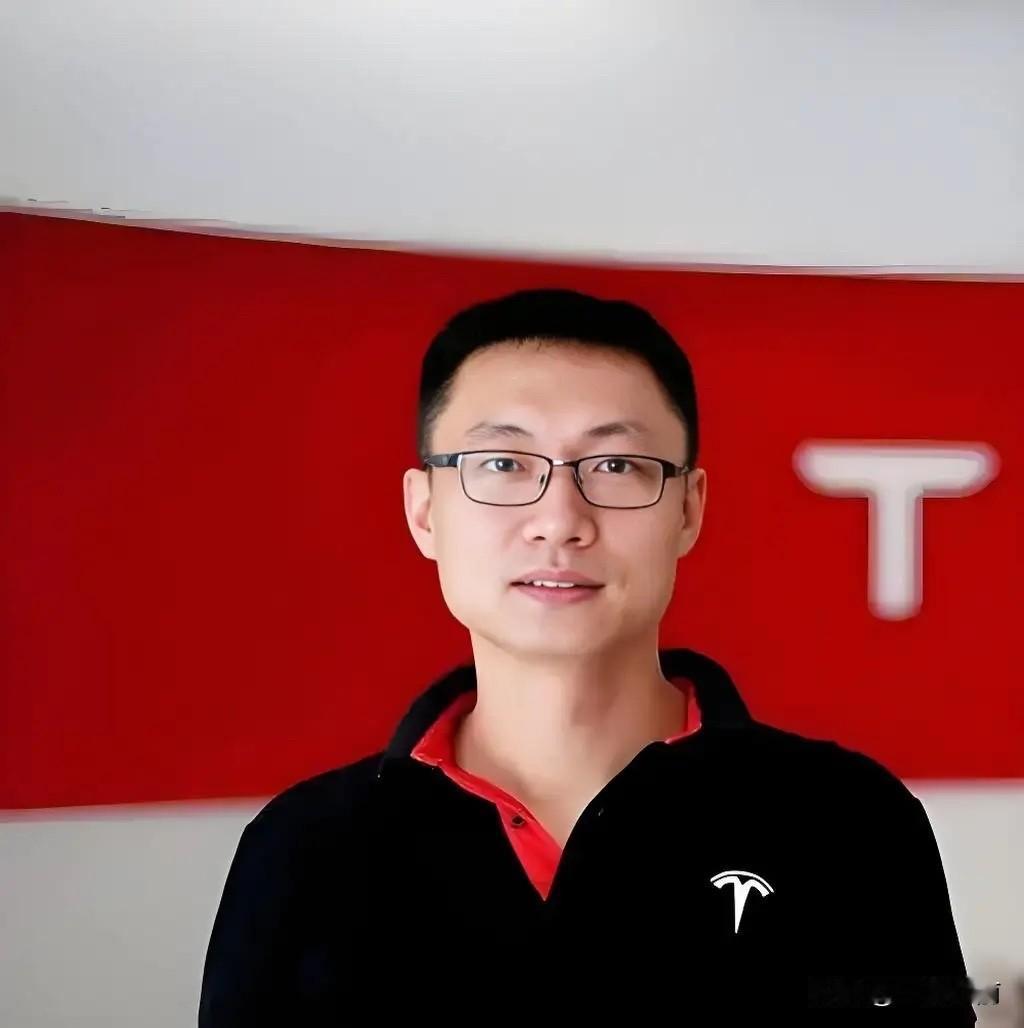 特斯拉中国区的“掌舵人”朱晓彤，这履历简直刷新认知！45岁，东北沈阳人，年薪直接