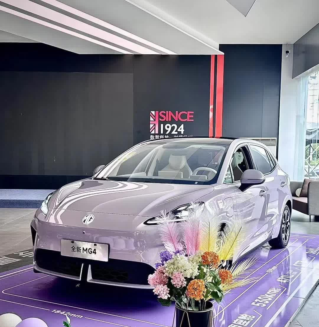 🚗💨真的太稳了！上汽集团刚刚公布了8月销量——新能源车卖了12.98万