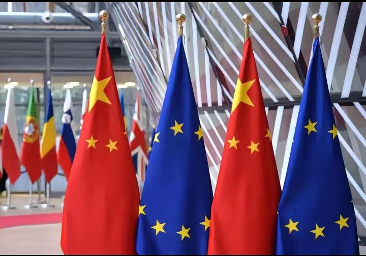 “中国彻底打破垄断了。8月28日，四川德阳东方汽轮机厂区，一台印着东方电气标识的