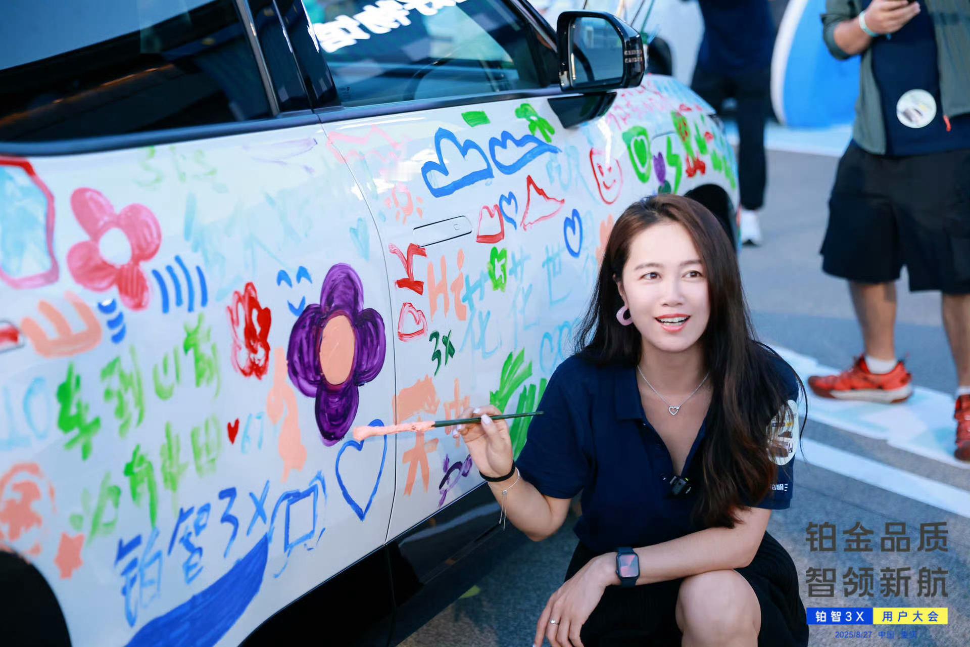 刚看了广汽丰田的直播，彭宝林官宣了两个新政策，直接解决电车用户痛点！❄️第一个，