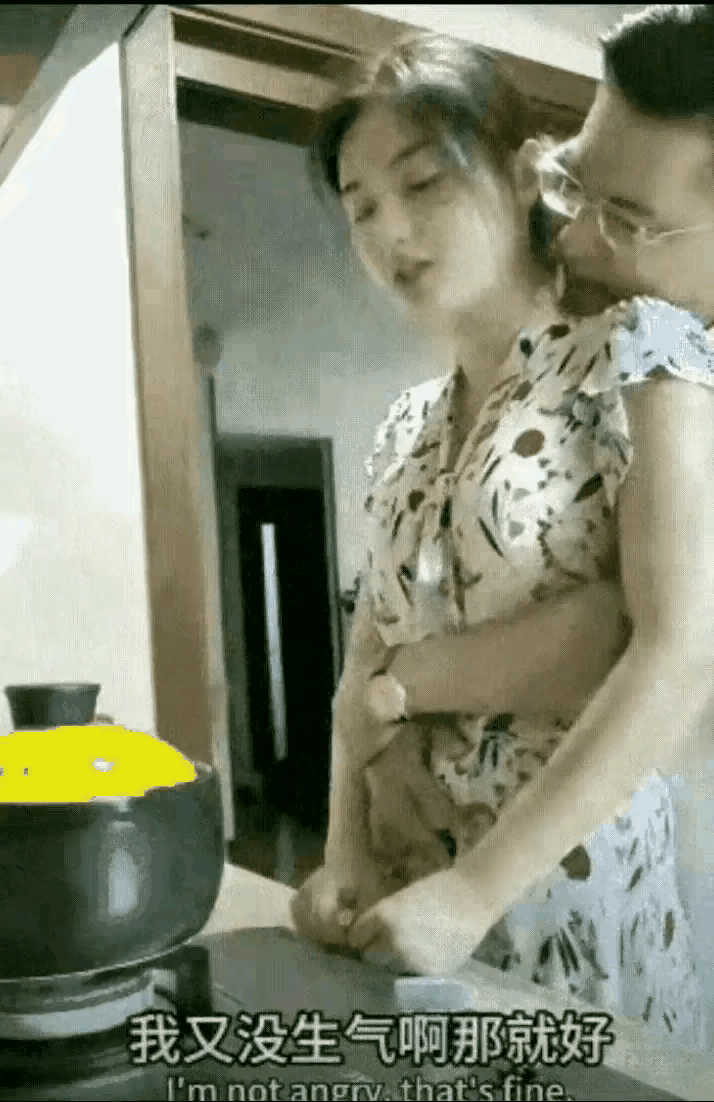 媳妇最近一段时间也许是心情不好，也许是身体不舒服，经常会望着某种东西发呆。