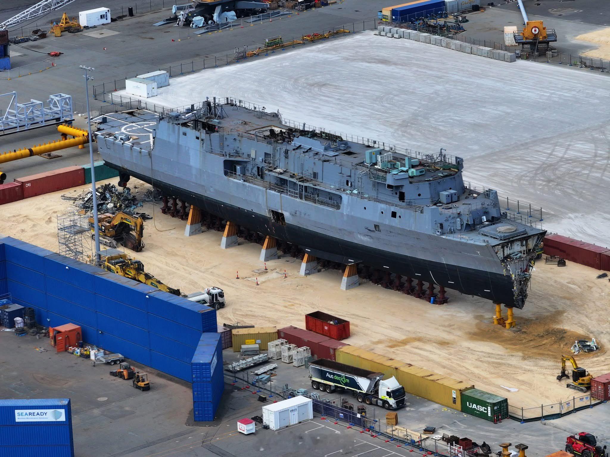 土澳安扎克级首舰安扎克号这样了武器装备海军