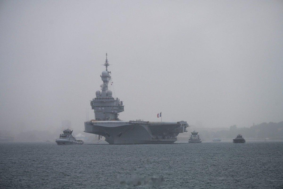 全球武器装备盘点每天认识一件兵器烽火问鼎计划“夏尔·戴高乐”号航空母舰及其战斗