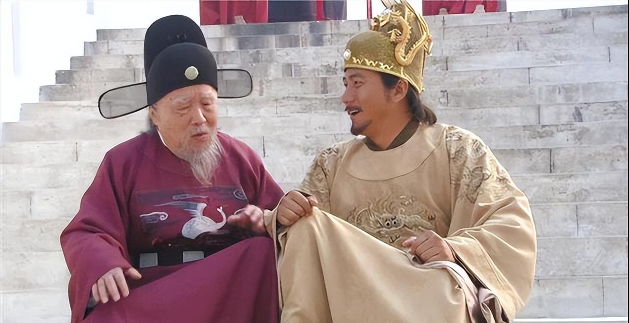 1390年，朱元璋下令抄了陈家，8岁的陈子善站出来，怒吼道：“我祖父陈德为你挡了