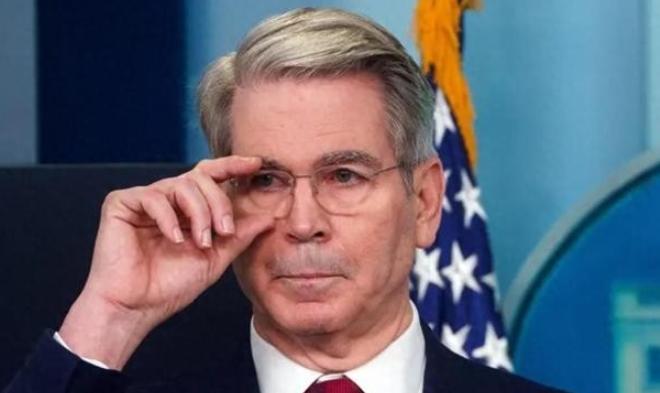 就在美军把过万名士兵压向霍尔木兹海峡，甚至指名道姓要制裁中资银行的关口，一份来自