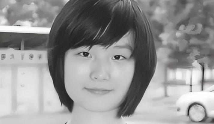 1999年，被父亲偷改志愿，湖北高考687分的女学霸错失心仪的北大，她难以接受，