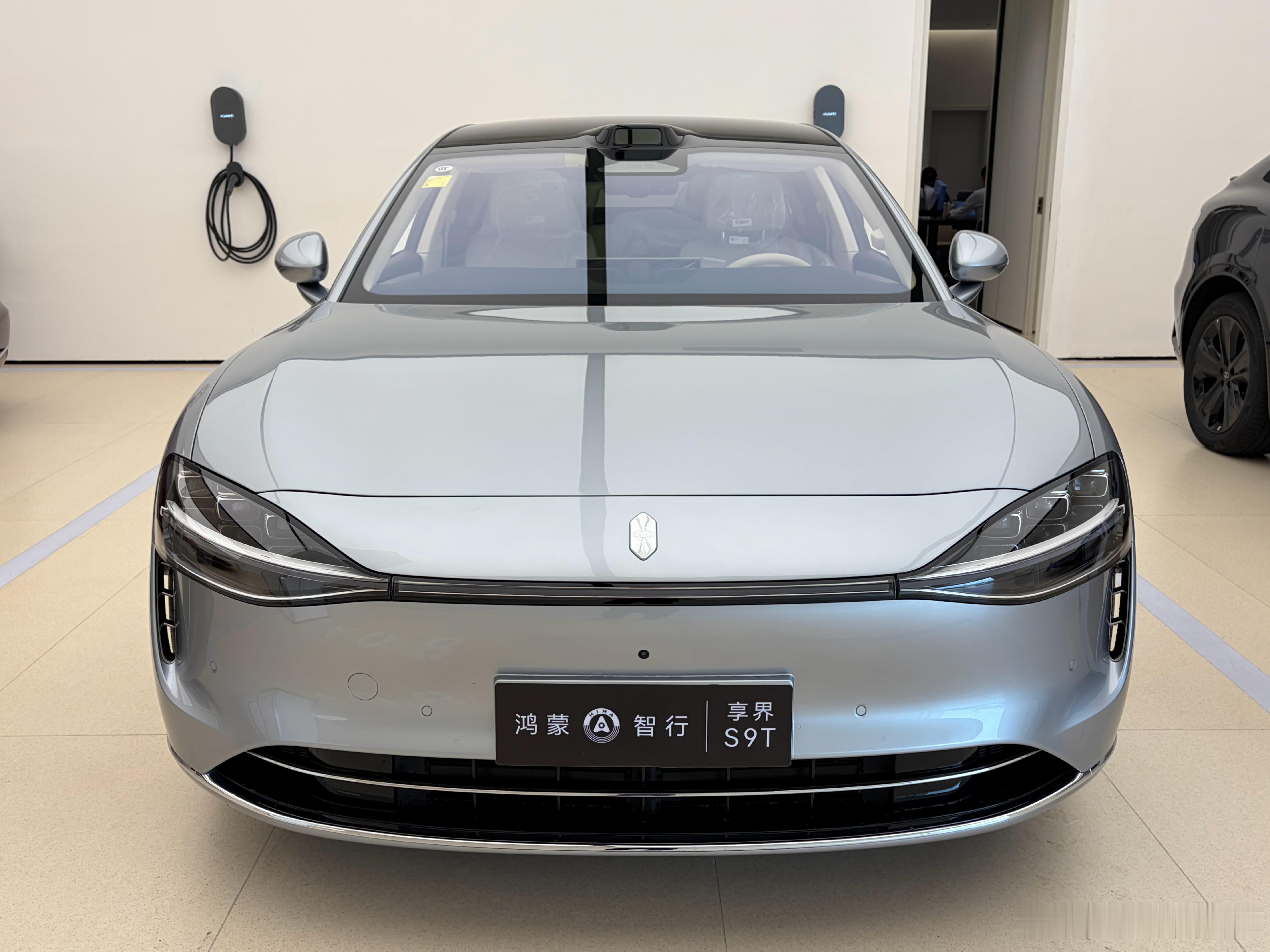 [doge][doge]第一眼看到自己车！享界s9t​​​