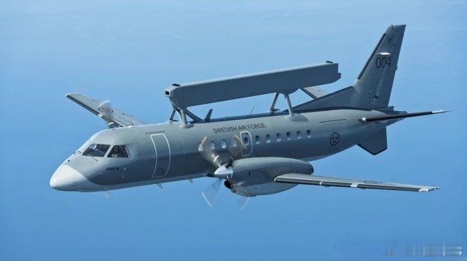 乌克兰国防部称，瑞典提供给乌克兰的2架Saab340BAEW-300(S100D)预警机（原希腊空军
